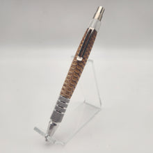 Load image into Gallery viewer, EDC Duraclick in stabilized corn cob
