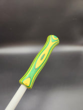 Load image into Gallery viewer, Yellow &amp; green wood laminate handled cane
