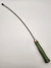 Load image into Gallery viewer, Cable whip with green and gray laminate handle
