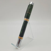 Load image into Gallery viewer, Imperial fountain pen - Green stabilized maple
